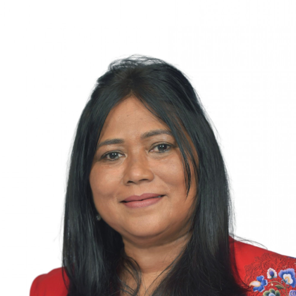 executive-mariyam-khalida