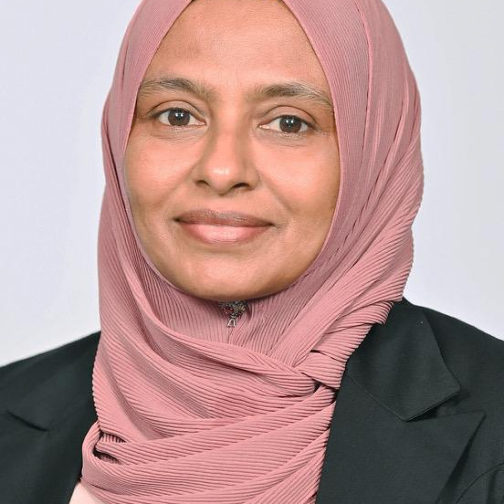 executive-zeena-gasim